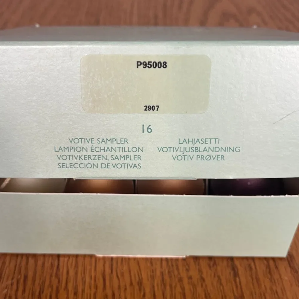 Partylite 2007 Retired Holiday 16 Votive Candles Sampler New Box P95008